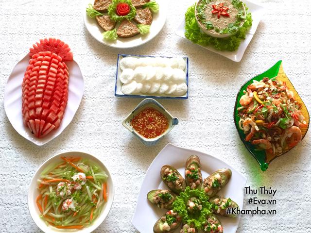 bua com chieu cuoi tuan day ap mon khien ai cung muon ve nha an com - 1